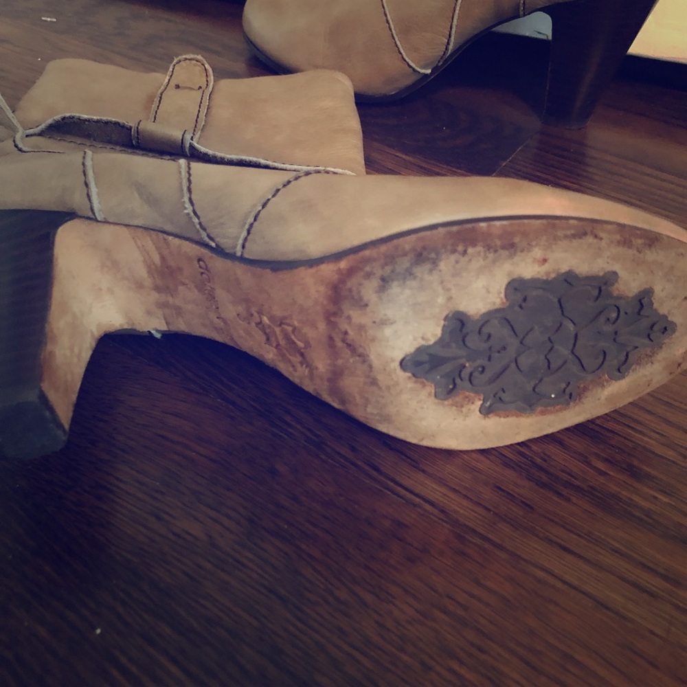 Dolce Vita Leather Booties with tie detail